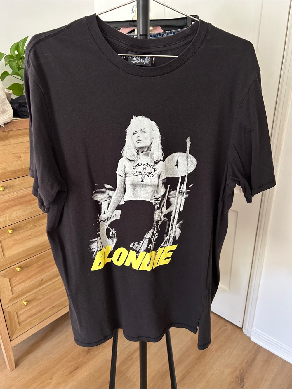 Blondie. Cotton On. Size small. Oversized. PTP 22”.